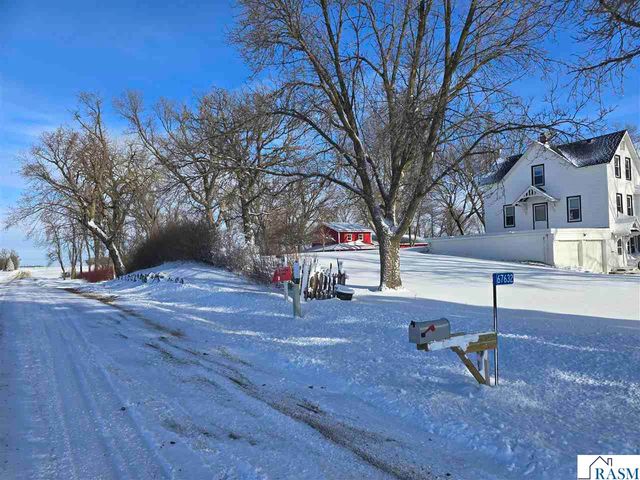 67632 440th St, Fairfax, MN 55332