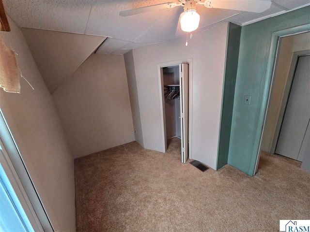 67632 440th St, Fairfax, MN 55332