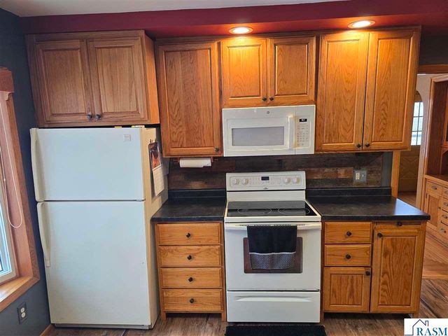 67632 440th St, Fairfax, MN 55332