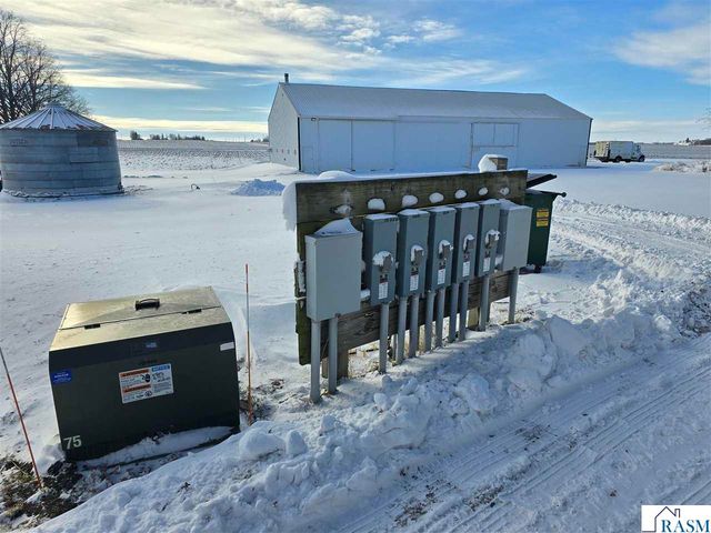 67632 440th St, Fairfax, MN 55332