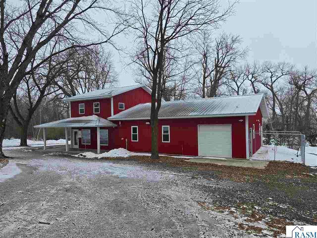 67632 440th St, Fairfax, MN 55332