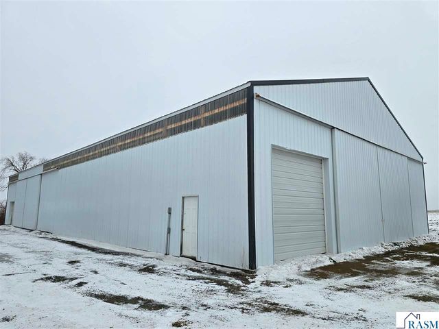 67632 440th St, Fairfax, MN 55332