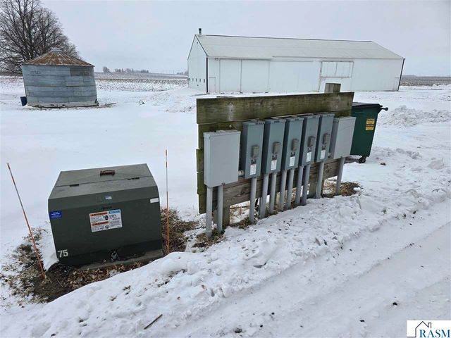 67632 440th St, Fairfax, MN 55332