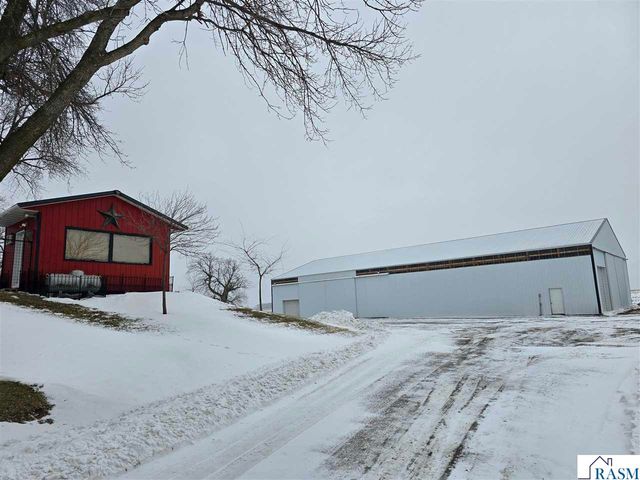 67632 440th St, Fairfax, MN 55332