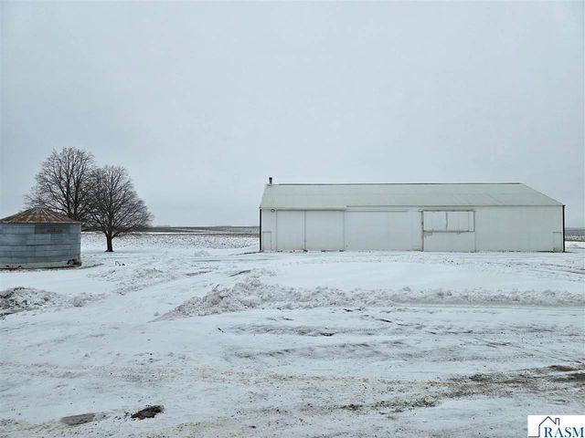 67632 440th St, Fairfax, MN 55332