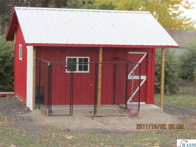 67632 440th St, Fairfax, MN 55332