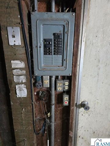 67632 440th St, Fairfax, MN 55332