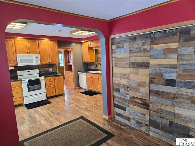 67632 440th St, Fairfax, MN 55332