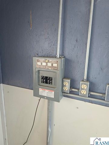 67632 440th St, Fairfax, MN 55332