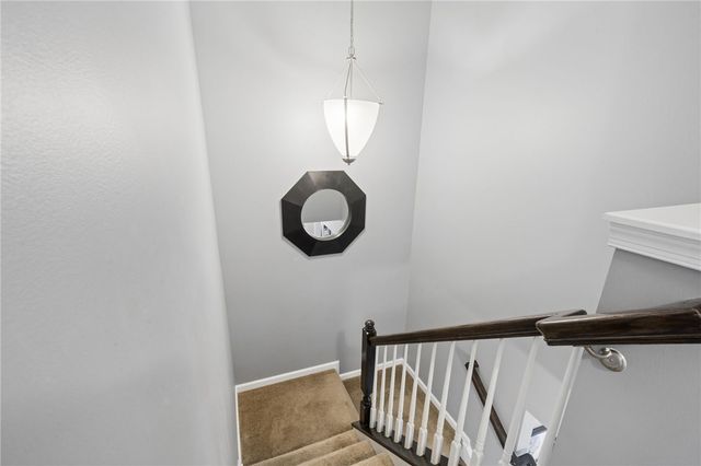 1803 Pointe View Dr, Adams Twp, PA 16046