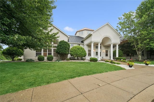 1803 Pointe View Dr, Adams Twp, PA 16046