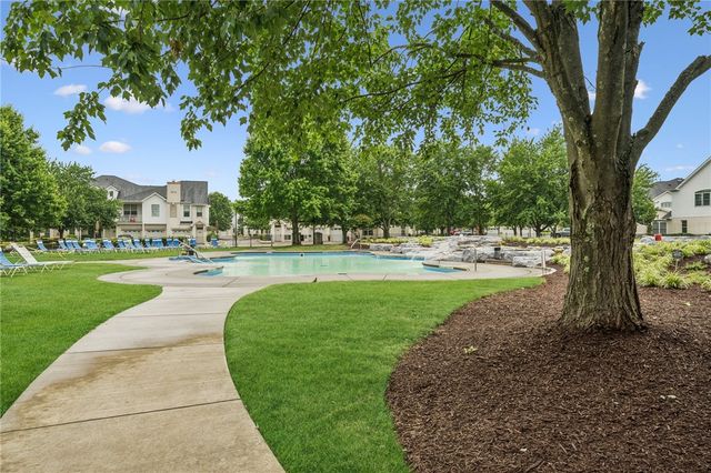 1803 Pointe View Dr, Adams Twp, PA 16046