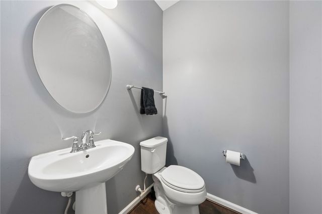 1803 Pointe View Dr, Adams Twp, PA 16046