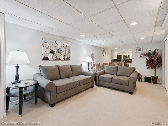 50340 Helfer Boulevard, Wixom, MI 48393