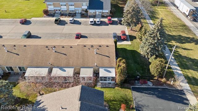 50340 Helfer Boulevard, Wixom, MI 48393