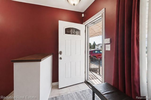 50340 Helfer Boulevard, Wixom, MI 48393