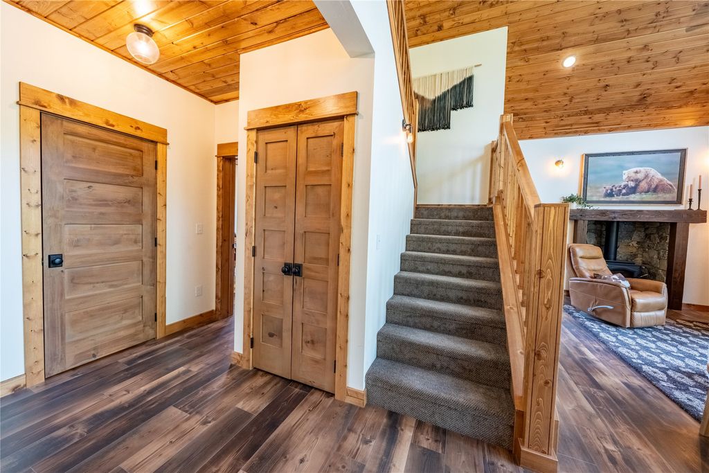 Image 16 of property listing at 331 Cheyenne Court, Troy, MT 59935