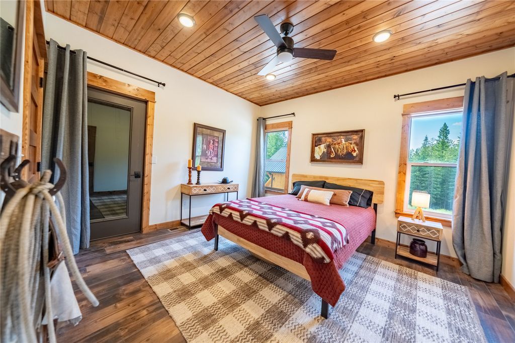 Image 23 of property listing at 331 Cheyenne Court, Troy, MT 59935