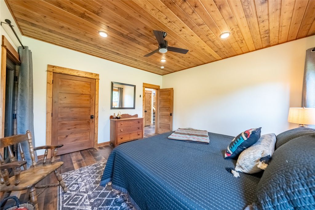 Image 28 of property listing at 331 Cheyenne Court, Troy, MT 59935