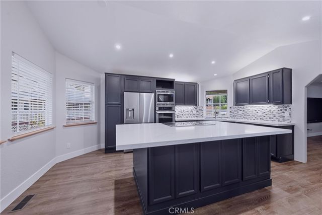 19231 Ravenhill Road, Hidden Valley Lake, CA 95467