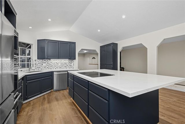 19231 Ravenhill Road, Hidden Valley Lake, CA 95467