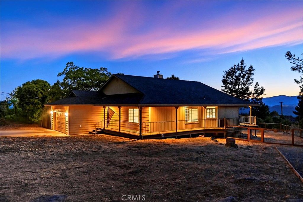 19231 Ravenhill Road, Hidden Valley Lake, CA 95467