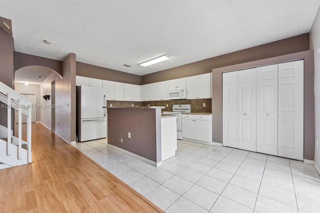 2222 SE 24th Pl 2222, Homestead, FL 33035