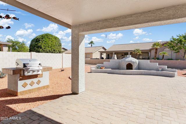 23811 S Berrybrook Drive, Sun Lakes, AZ 85248