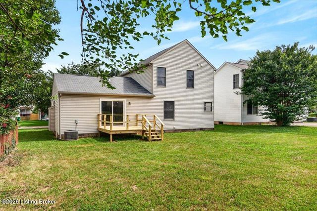 7317 Orchard Lake Blvd, Louisville, KY 40218
