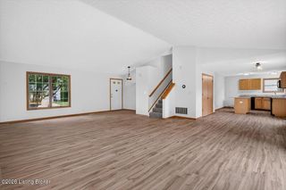 7317 Orchard Lake Blvd, Louisville, KY 40218