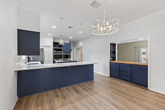 72 Spring Lake Way, Shreveport, LA 71106