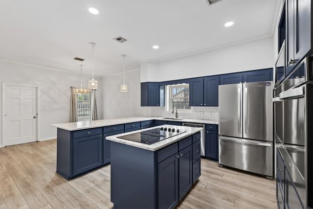 72 Spring Lake Way, Shreveport, LA 71106