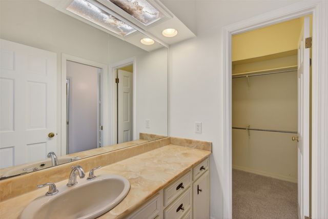 72 Spring Lake Way, Shreveport, LA 71106