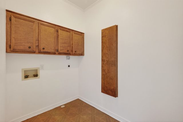 72 Spring Lake Way, Shreveport, LA 71106