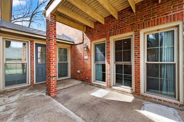 72 Spring Lake Way, Shreveport, LA 71106