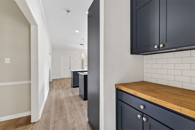 72 Spring Lake Way, Shreveport, LA 71106