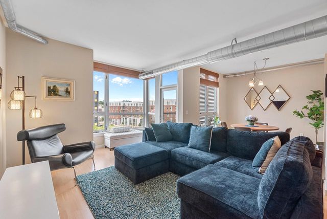 1541 N Jefferson STREET #408, Milwaukee, WI 53202
