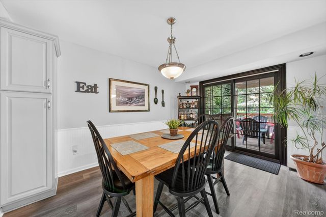 611 THORNEHILL Trail, Oxford Village, MI 48371