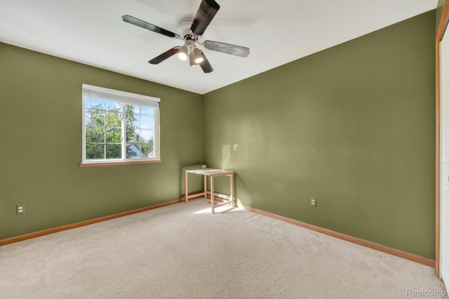 611 THORNEHILL Trail, Oxford Village, MI 48371