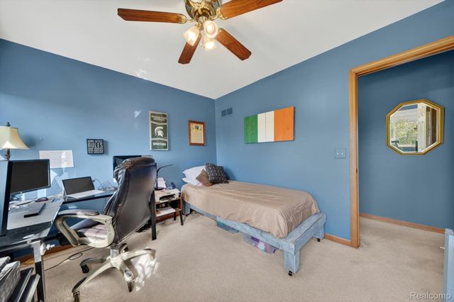 611 THORNEHILL Trail, Oxford Village, MI 48371