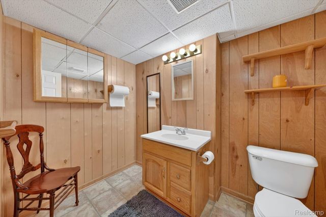 611 THORNEHILL Trail, Oxford Village, MI 48371