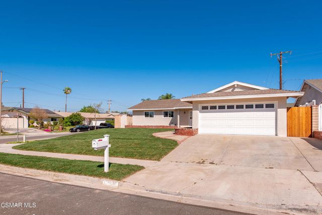 952 Moffatt Circle, Simi Valley, CA 93065