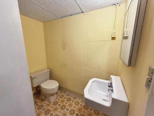 208 STATE STREET, Neenah, WI 54956