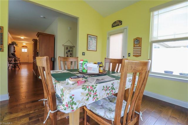 3545 Sainsbury Lane, Greensboro, NC 27409