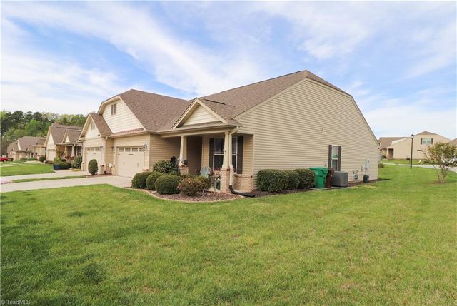 3545 Sainsbury Lane, Greensboro, NC 27409