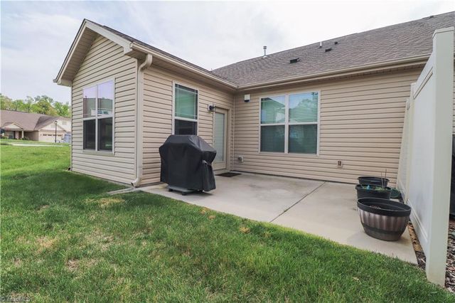 3545 Sainsbury Lane, Greensboro, NC 27409