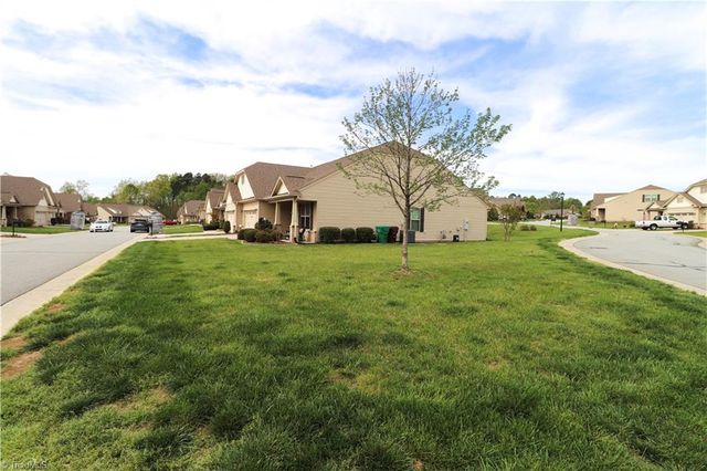 3545 Sainsbury Lane, Greensboro, NC 27409