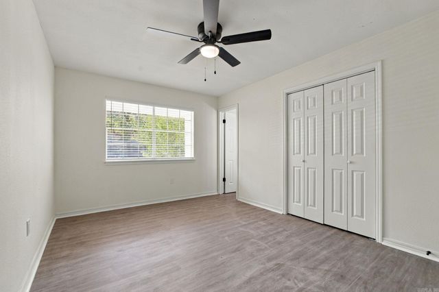 37 Forrest Court, Conway, AR 72034