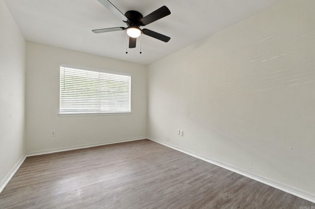 37 Forrest Court, Conway, AR 72034