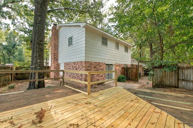37 Forrest Court, Conway, AR 72034